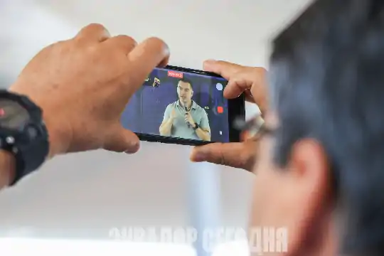 28-8pol3-3 image 28-8pol3-3 Национальный центр разведки и избирательная кампания в Эквадоре