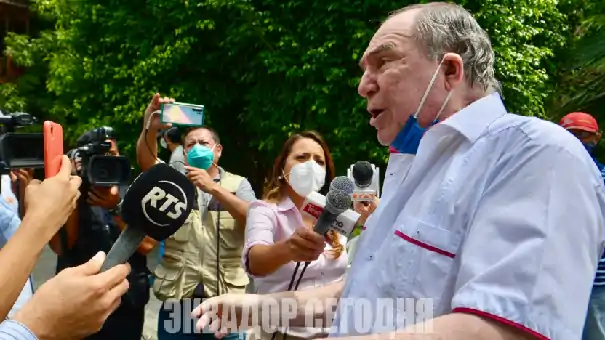 Бывшему президенту Эквадора Абдале Букараму грозит тюрьма