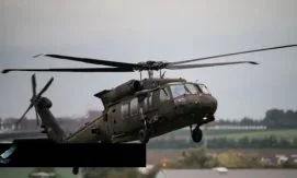 Два вертолета Black Hawk прибыли в Эквадор из США