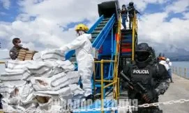 Незаконный оборот наркотиков в Эквадоре: рекордное производство кокаина способствует...
